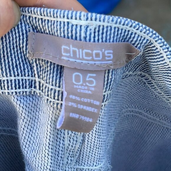 Chico's 0.5 (US SIZE 6) Navy Striped Railroad Lightweight Cotton Stretch Pants - Picture 5 of 6
